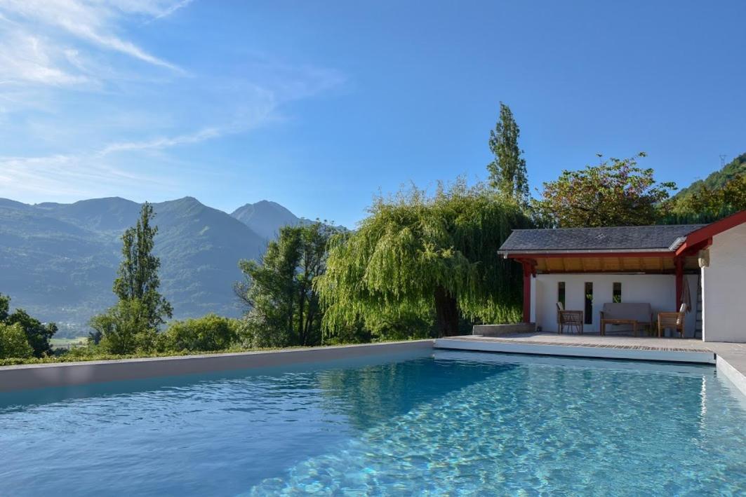 Le Chalet Des Pyrenees St Savin Saint-Savin  Exteriér fotografie